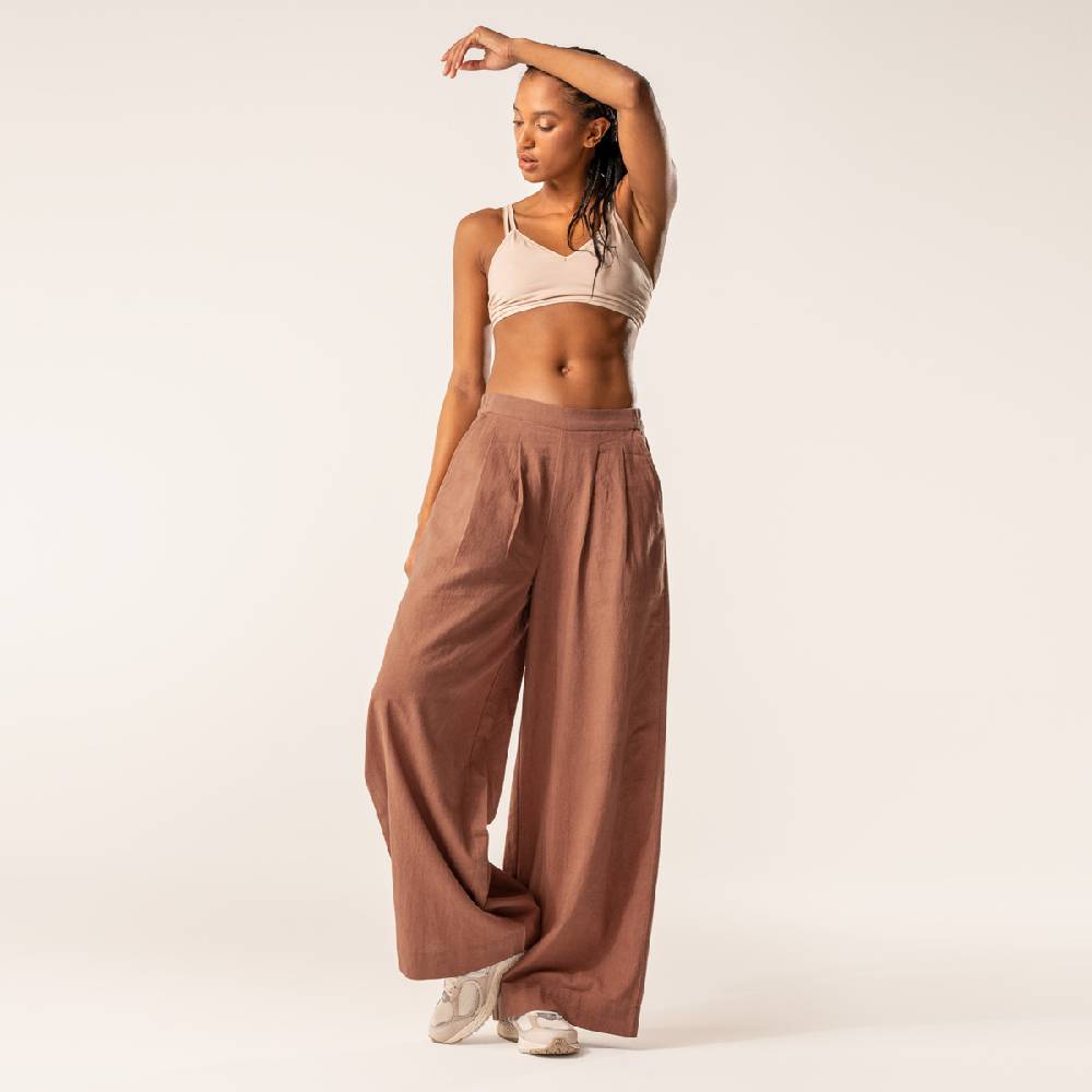 LIVING CRAFTS DUYEN - Weite Bundfaltenhose - Brown Tägliche Deals