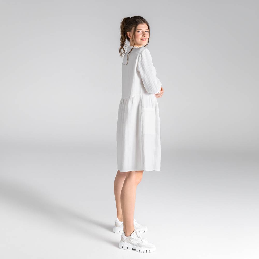 LIVING CRAFTS BLOSWEN - Seersucker Kleid - White Nur noch ein Tag übrig
