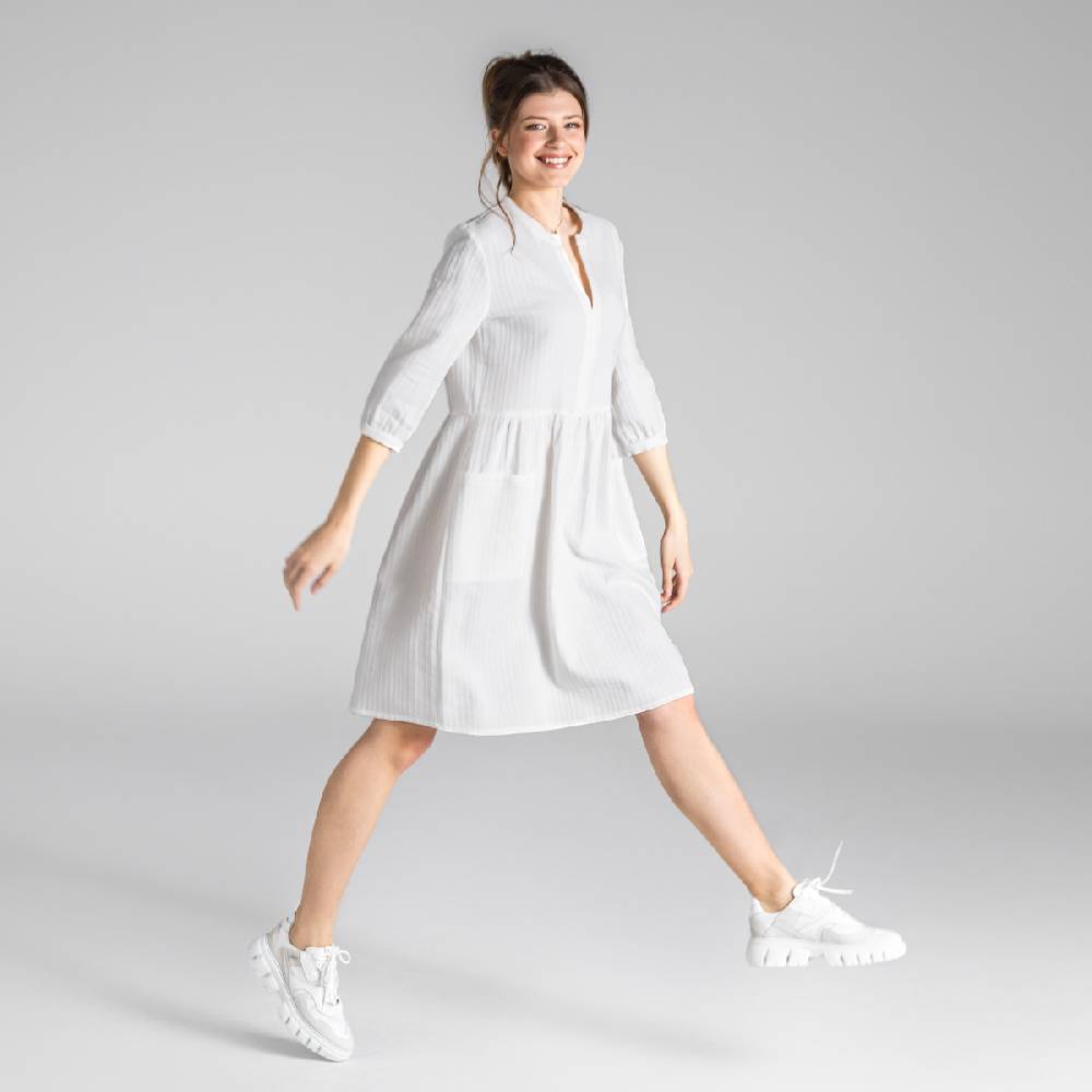 LIVING CRAFTS BLOSWEN - Seersucker Kleid - White Nur noch ein Tag übrig