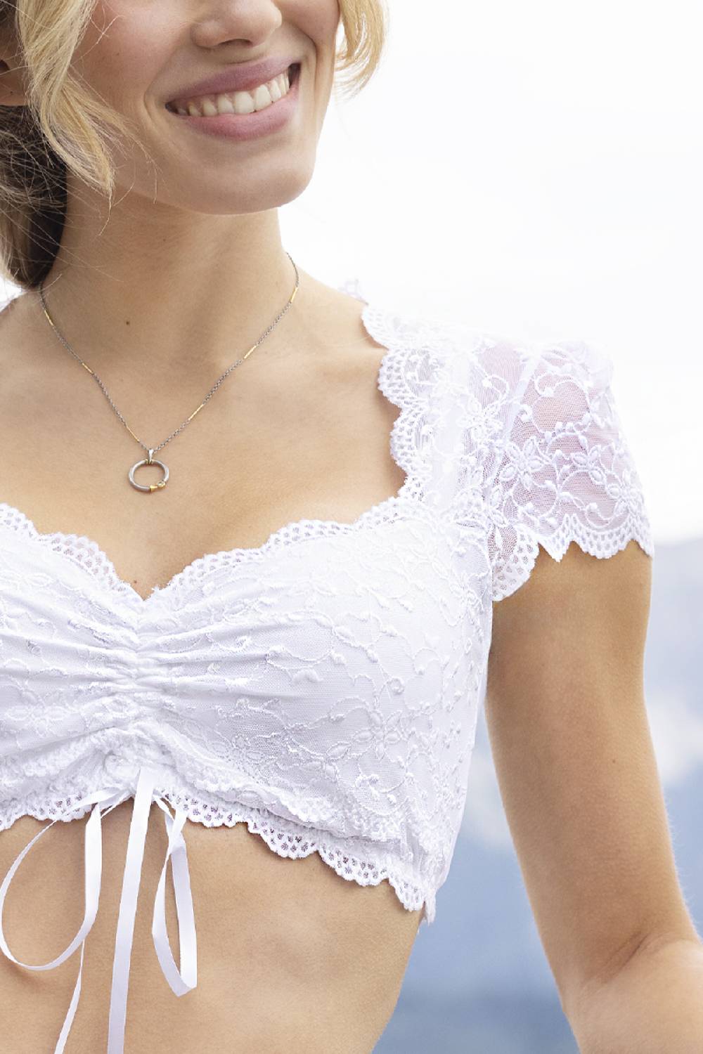 Nina Von C. Dirndl-Bluse Nina, kurzarm Bis zu 60% Rabatt