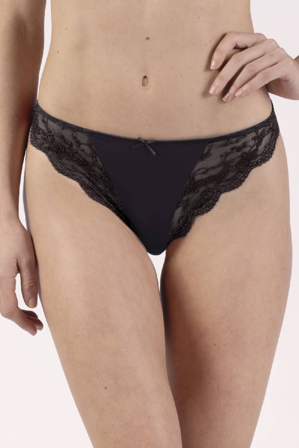 Nina Von C. String, SILVER EDITION Letzte 2 Tage