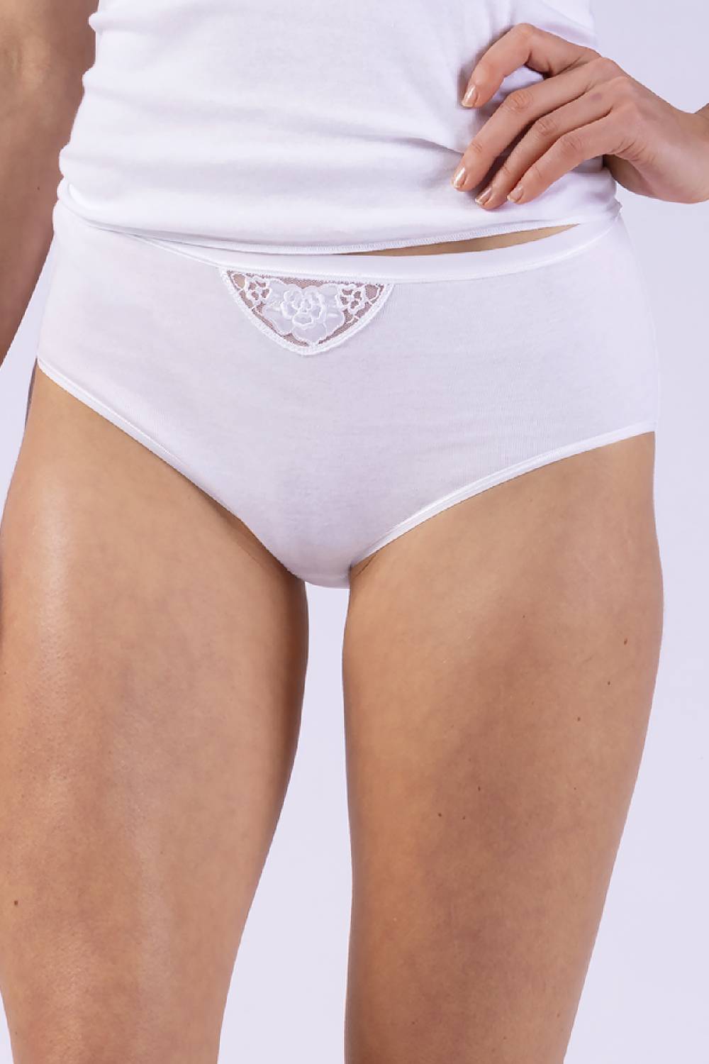 Nina Von C. Taillenslip, Fine Cotton Verkauf