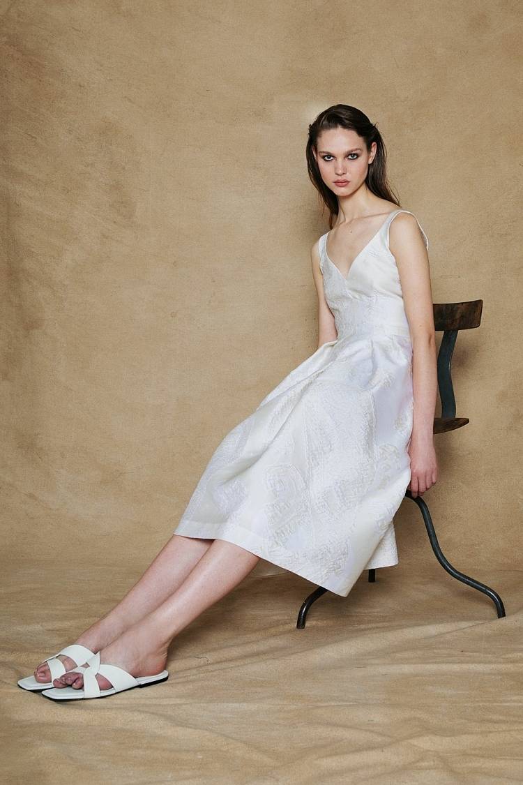 Sly 010 Ärmelloses Kleid aus Seidengemisch Zeitlich begrenztes Angebot