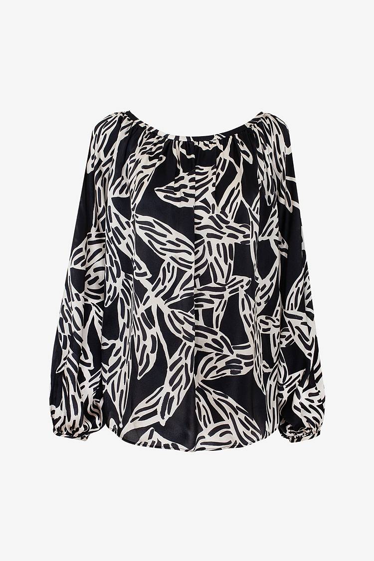 Sly 010 Seidenbluse mit weitem Kragen