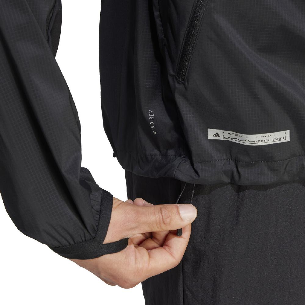 laredoute Laufjacke mit kleinem Logo schwarz adidas Performance Super Sparpreis