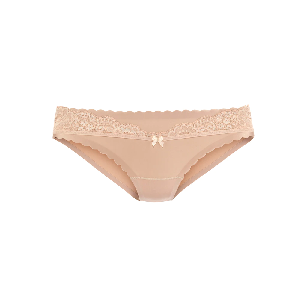 LASCANA Bikinislip mit extra flachen Kanten und feiner Spitze kaufen im Angebot