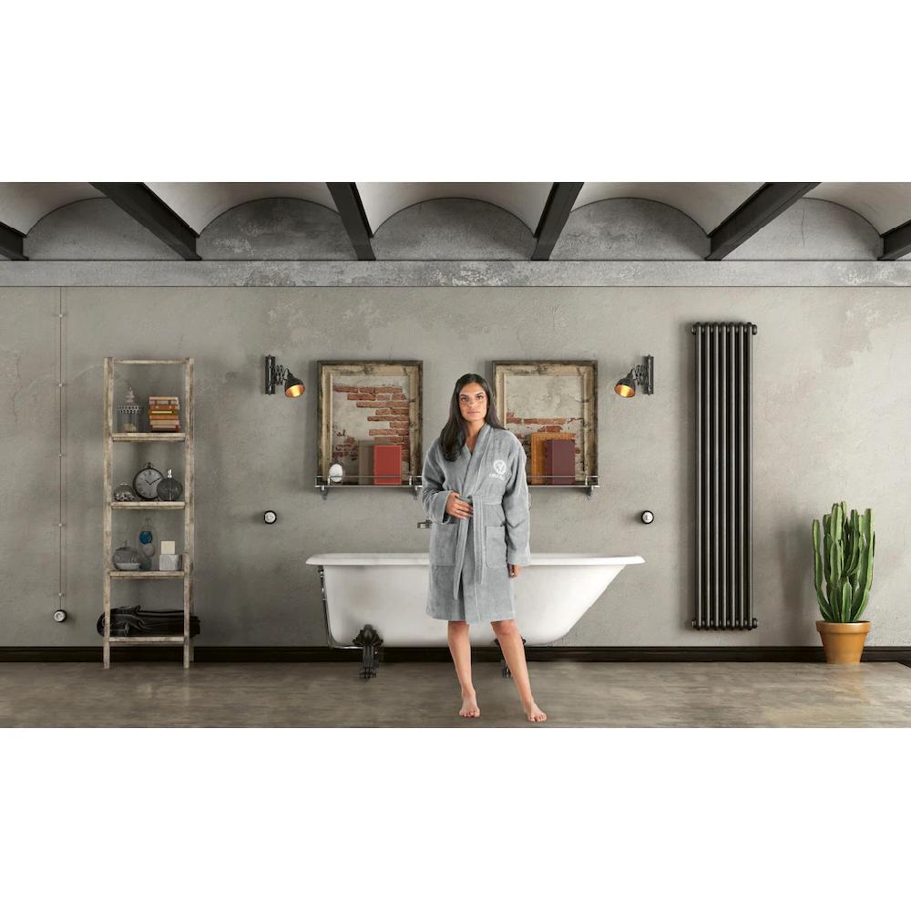 CARLO COLUCCI Damenbademantel »Vito ideal für Sauna & Spa Hotelbademantel Morgenmantel« (1 St.) Logostickerei auf Brust Schriftzug auf Ärmeln Uni-Farben Baumwolle Osterangebot