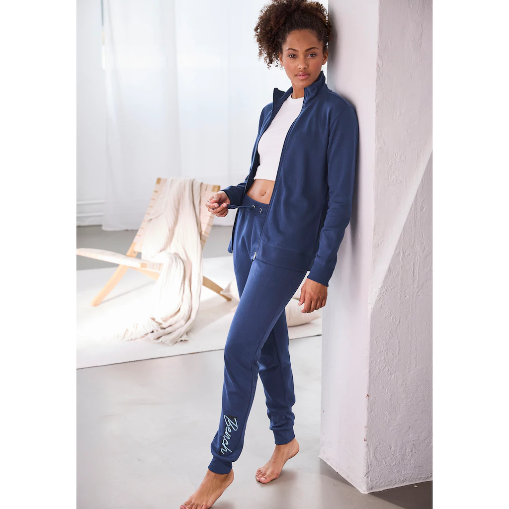 Bench. Loungewear Sweatpants mit Logodruck und Stickerei Loungewear online kaufen Schlussverkauf